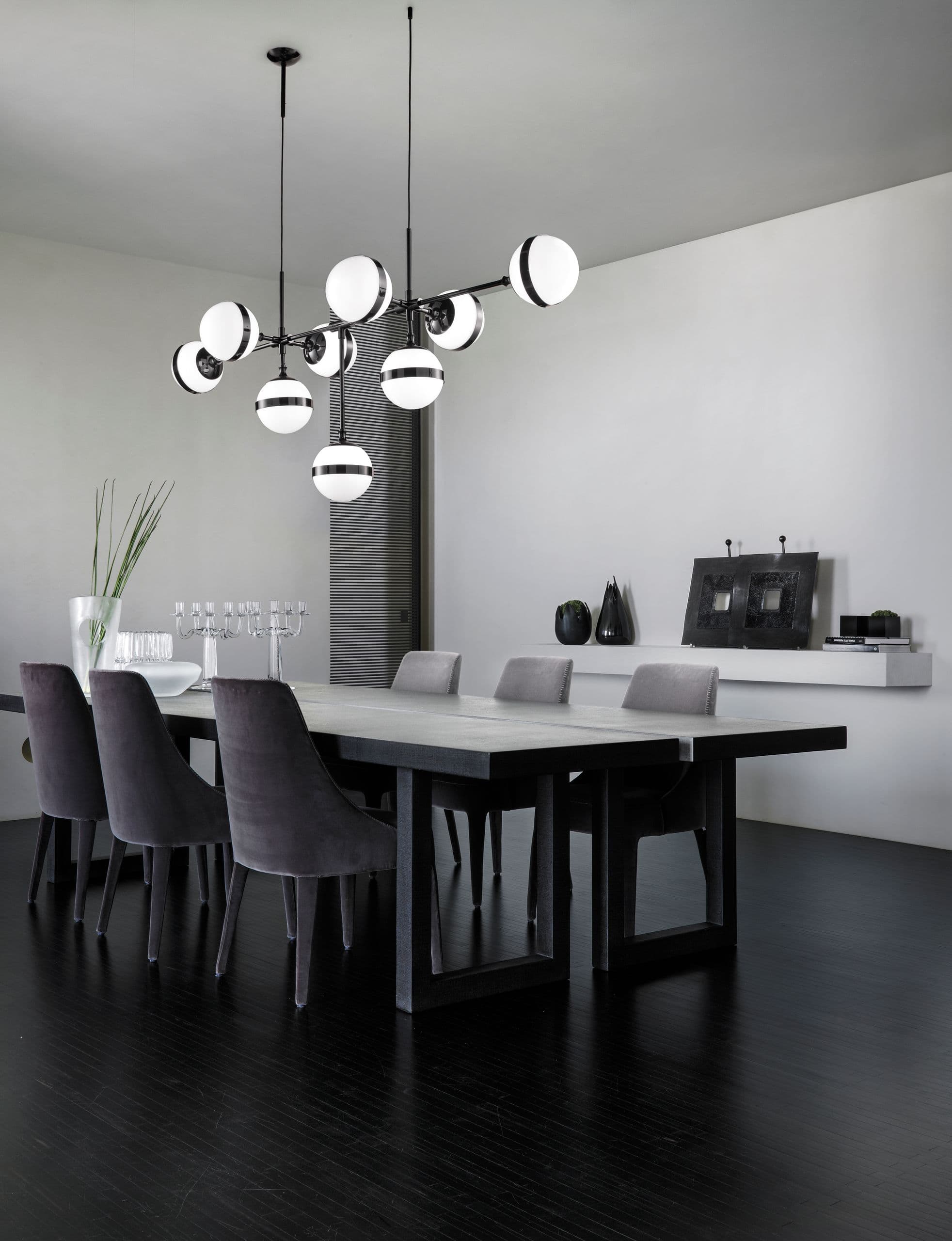 Welcom Vistosi to the showroom!
